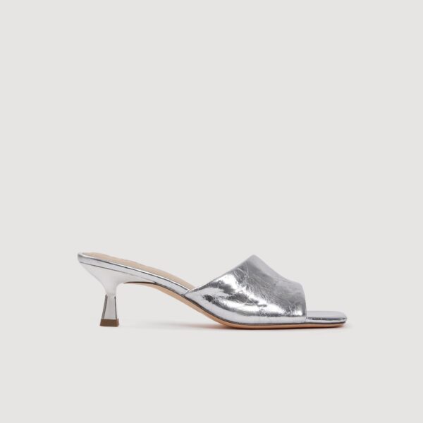 Mules à talon en cuir métallisé