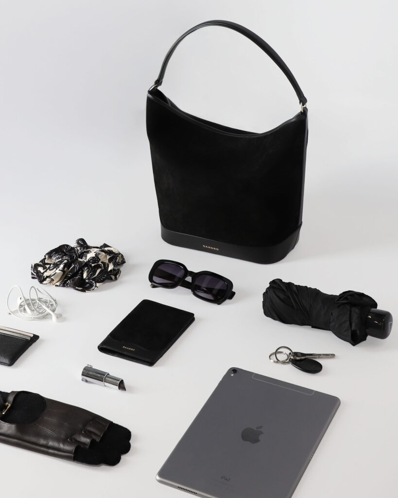 Sac seau TANGOSO en suede et cuir noir
