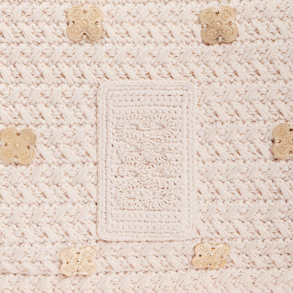 Sac en maille crochet à pampilles