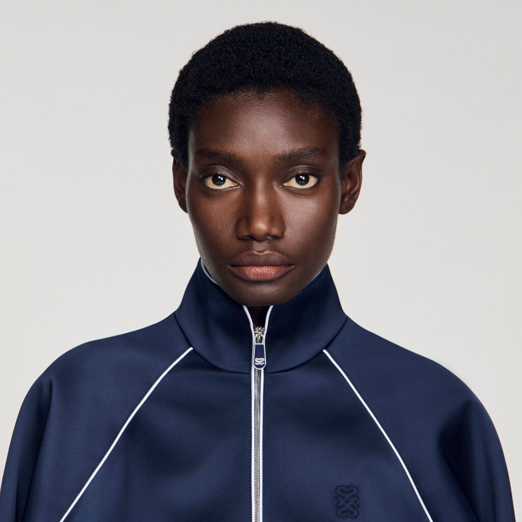 Blouson court satiné logo brodé