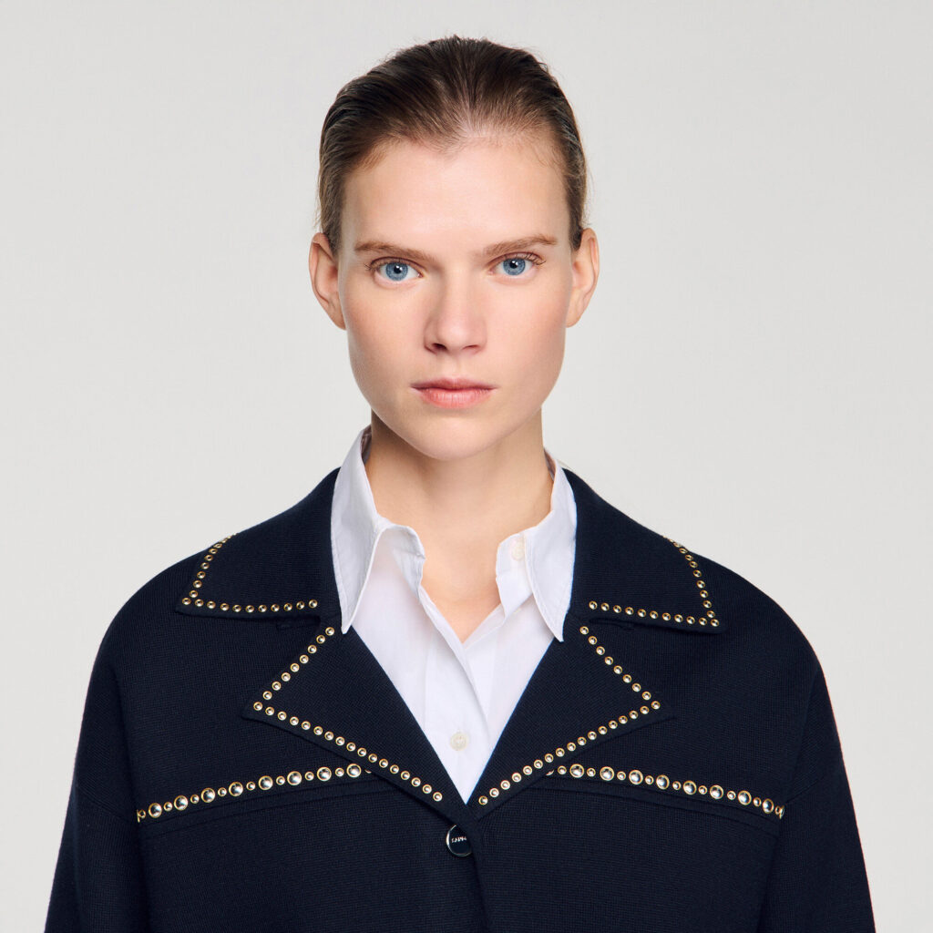 Cardigan à studs col tailleur
