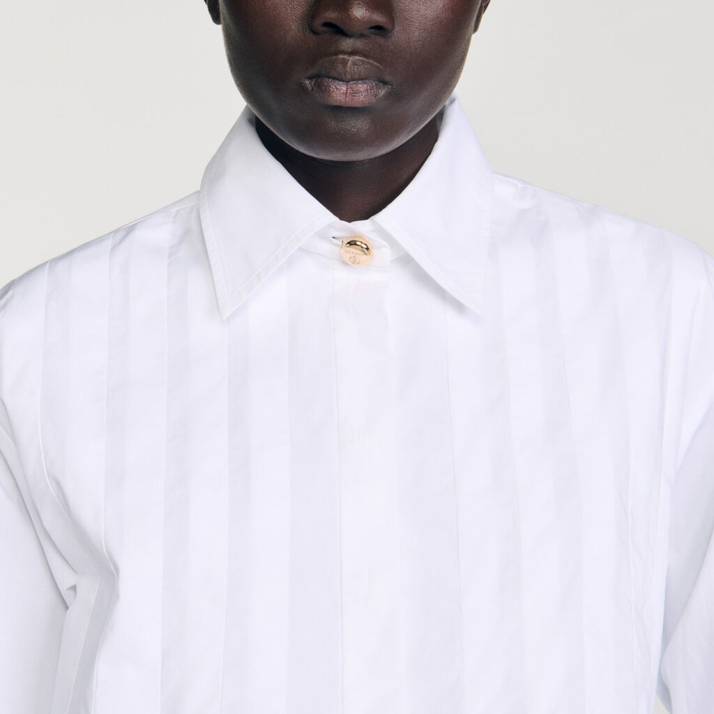 Chemise courte à plis