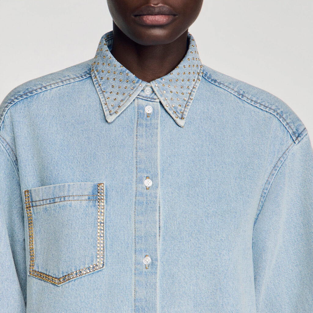 Chemise courte en jean strassée