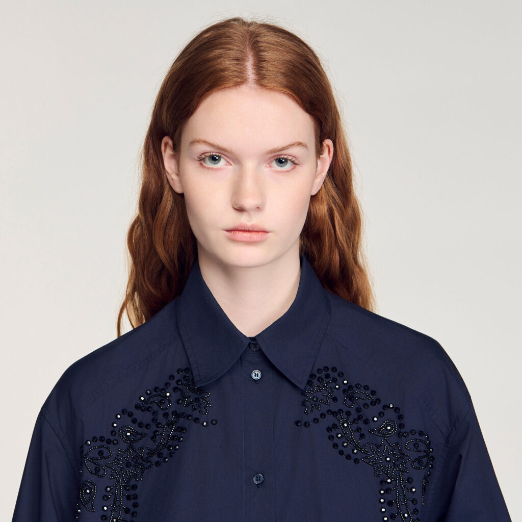 Chemise en coton brodée fleurie