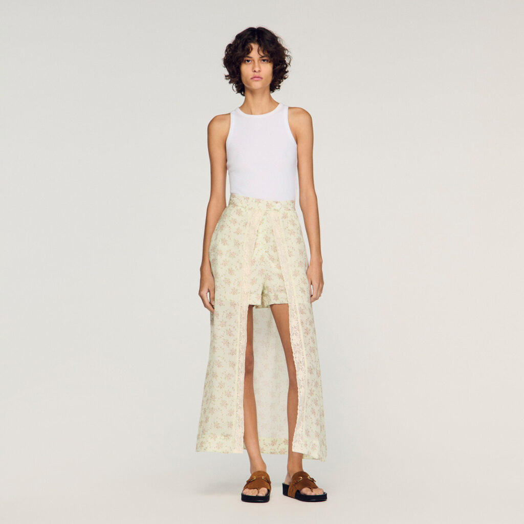 Jupe short longue à imprimé fleurs