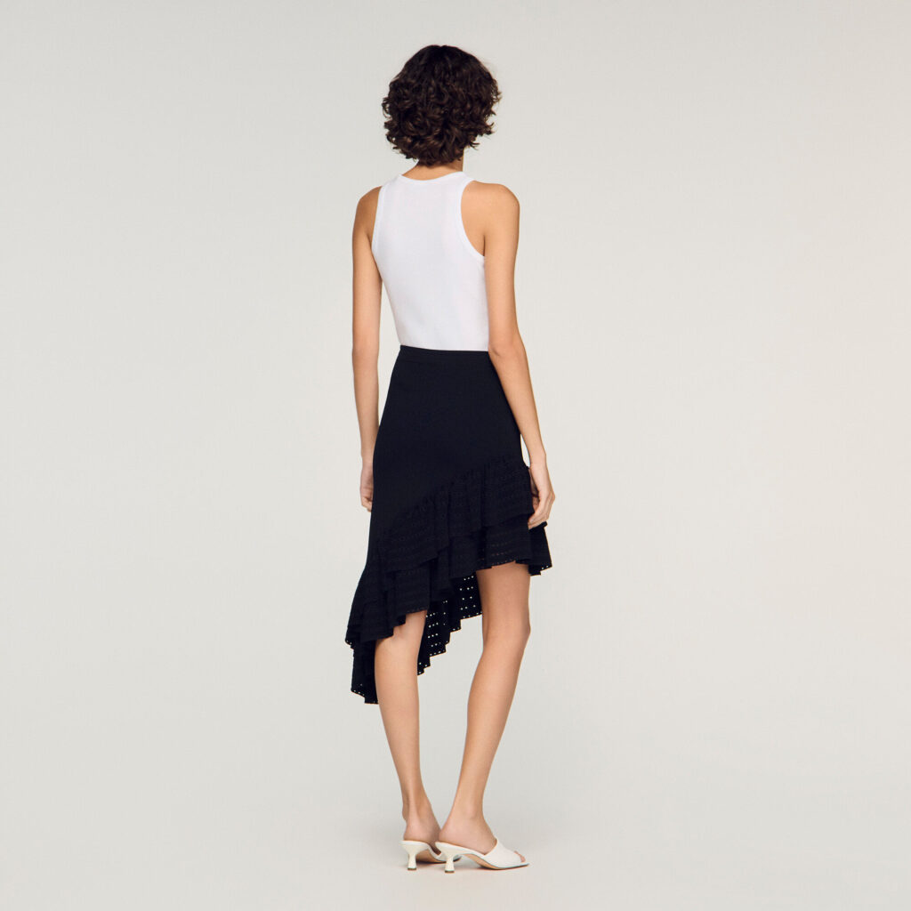 Jupe asymétrique en maille