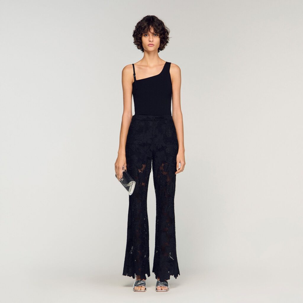 Pull asymétrique en maille