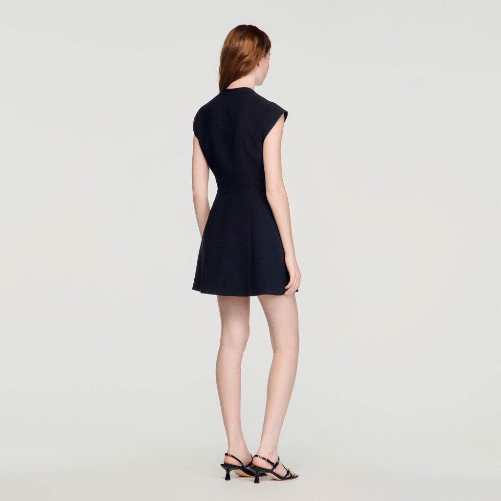 Robe courte boutonnée