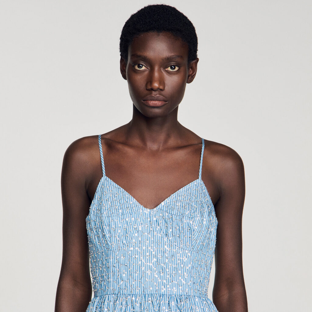 Robe longue à sequins