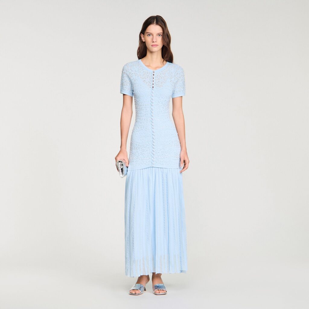 Robe longue en maille perlée