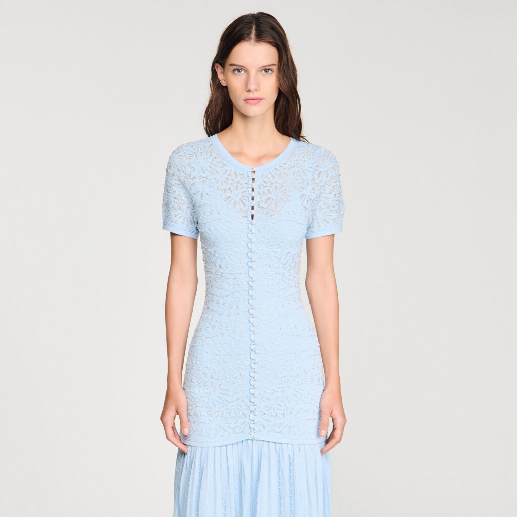 Robe longue en maille perlée