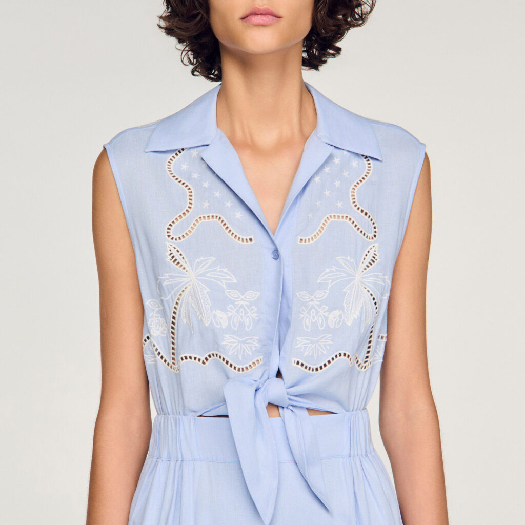 Robe longue en lin brodée