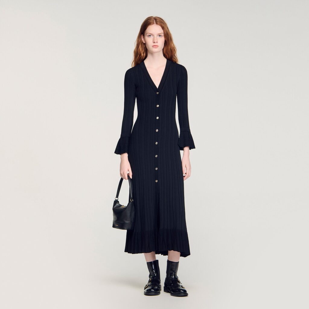 Robe longue en maille à volant