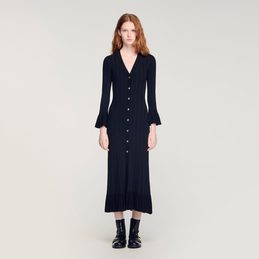 Robe longue en maille à volant