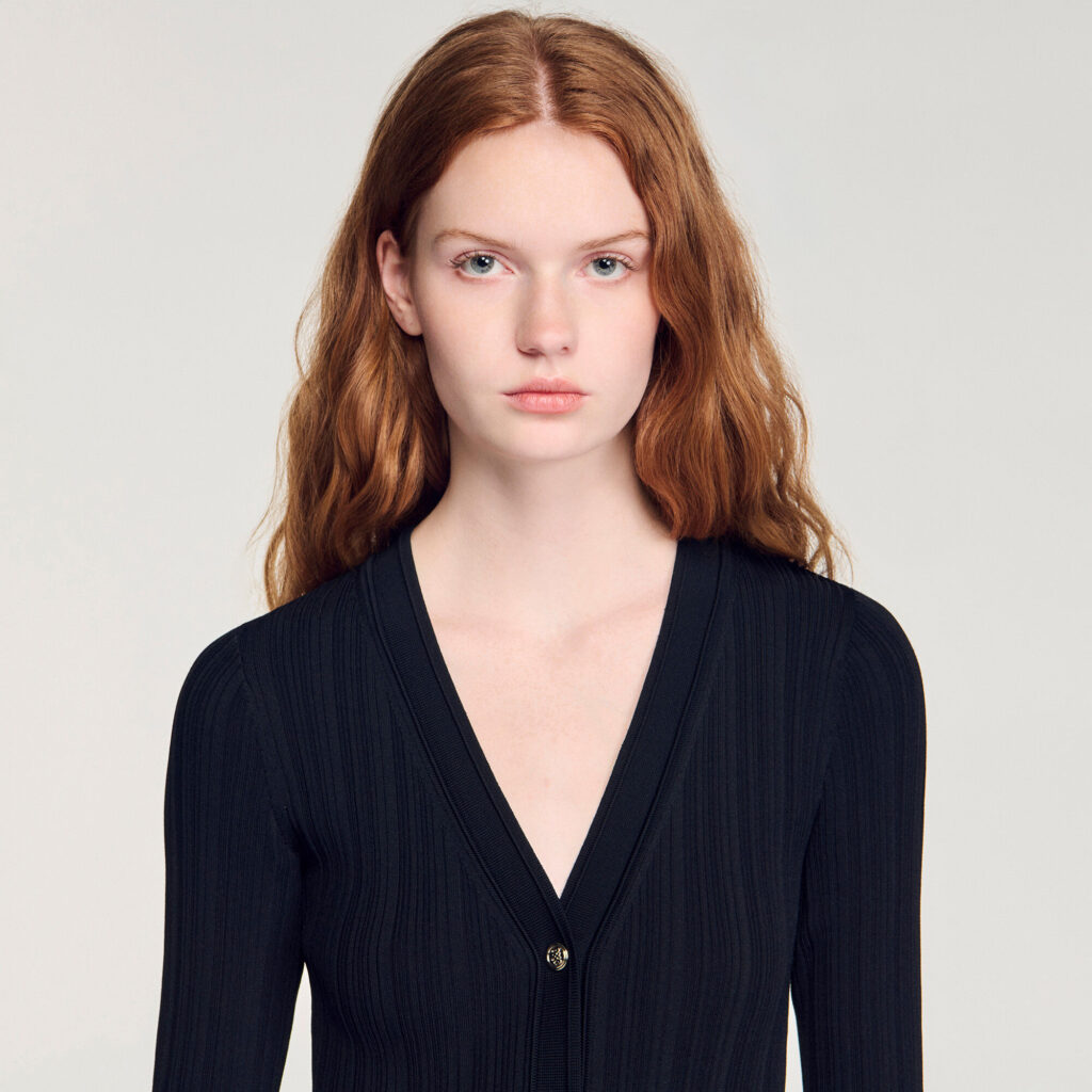 Robe longue en maille à volant