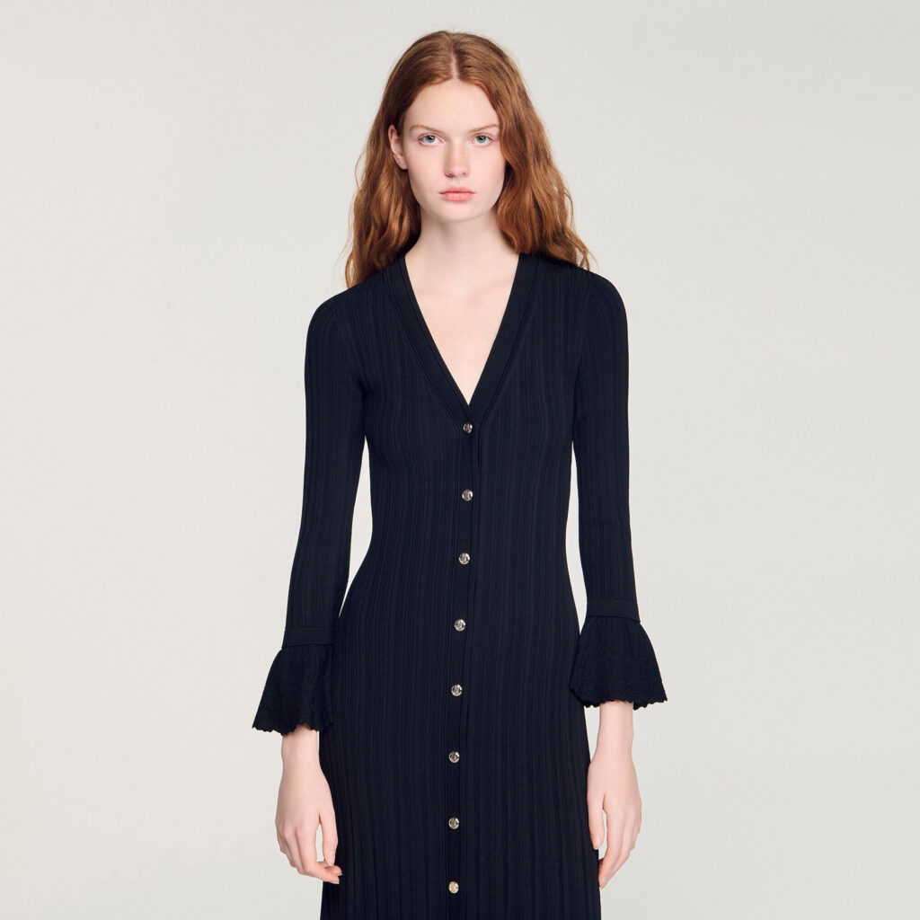 Robe longue en maille à volant