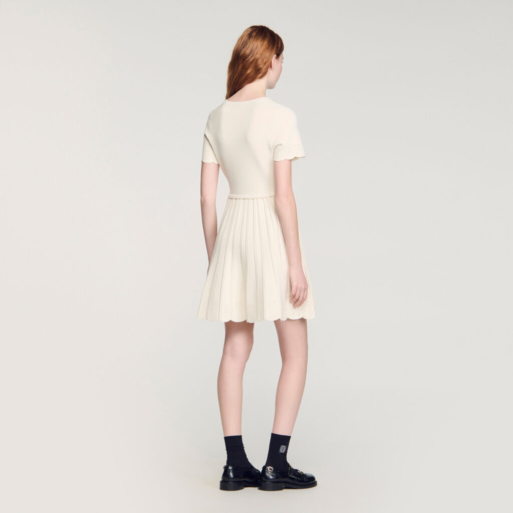 Robe courte en maille pointelle
