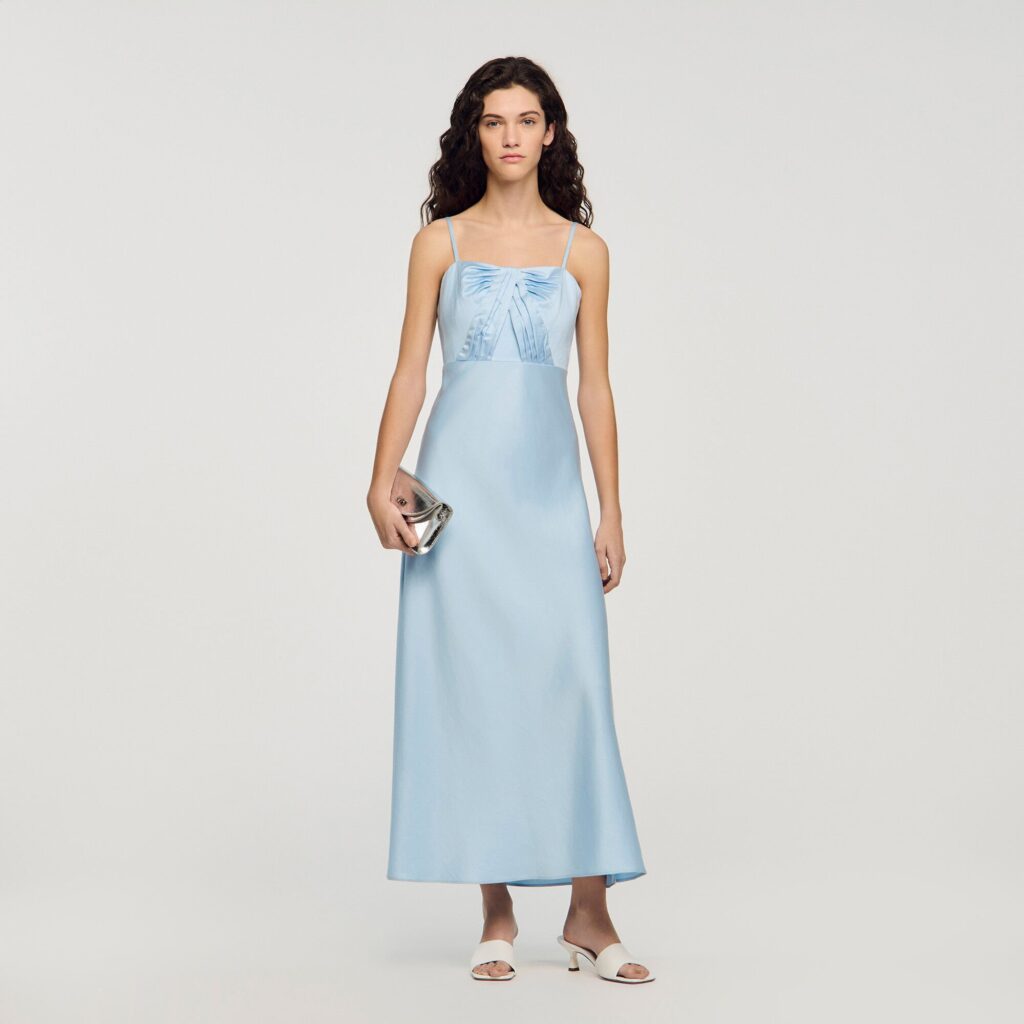 Robe longue satinée