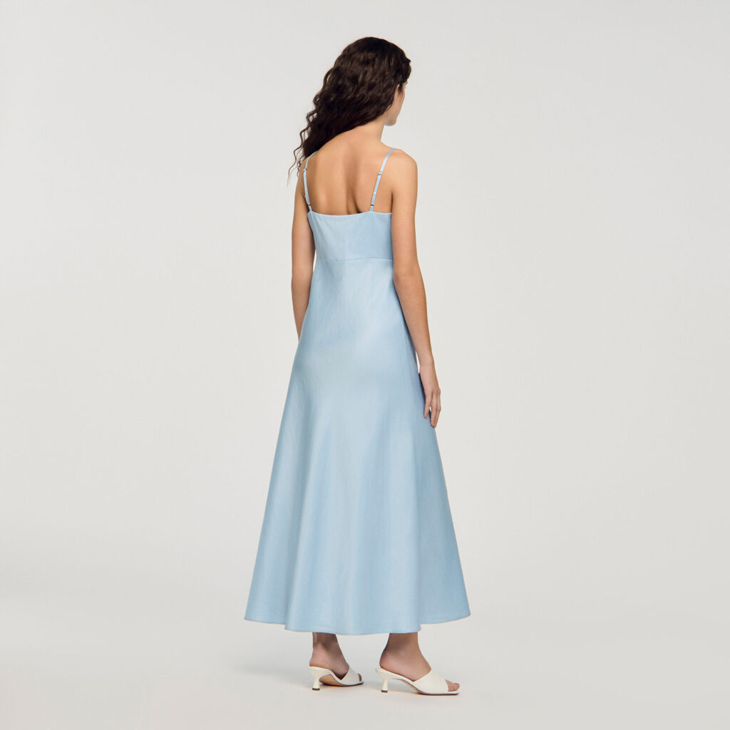 Robe longue satinée