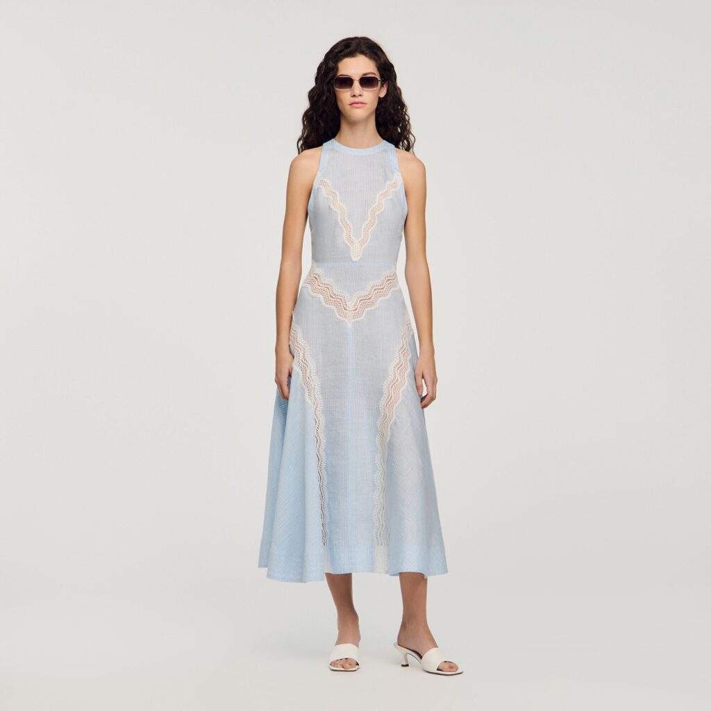 Robe longue à détails dentelle