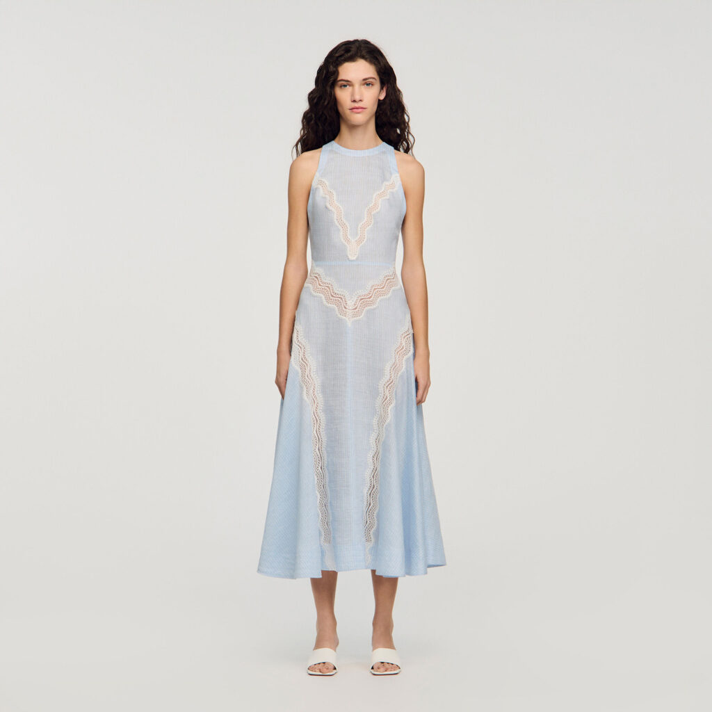 Robe longue à détails dentelle