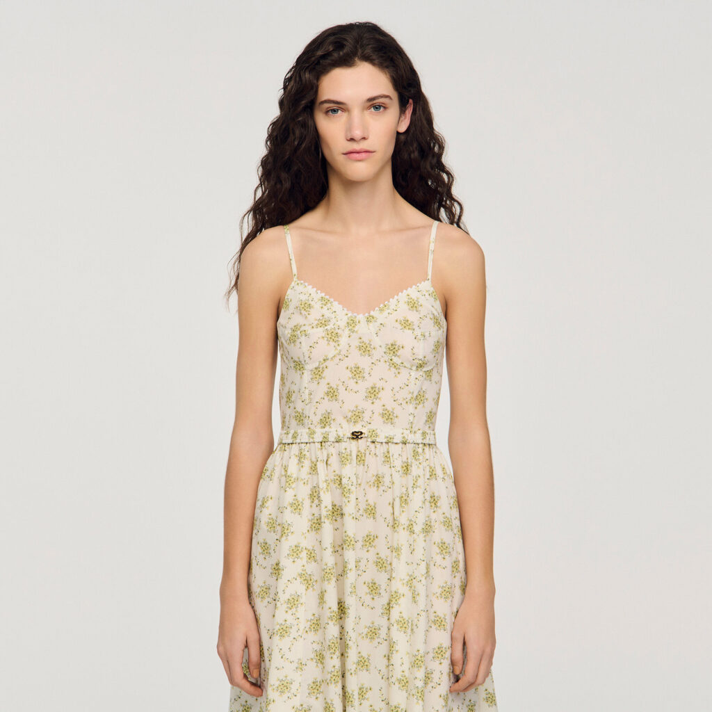 Robe longue fleurie à bretelles