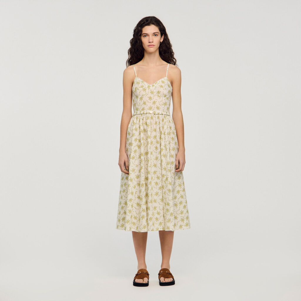 Robe longue fleurie à bretelles