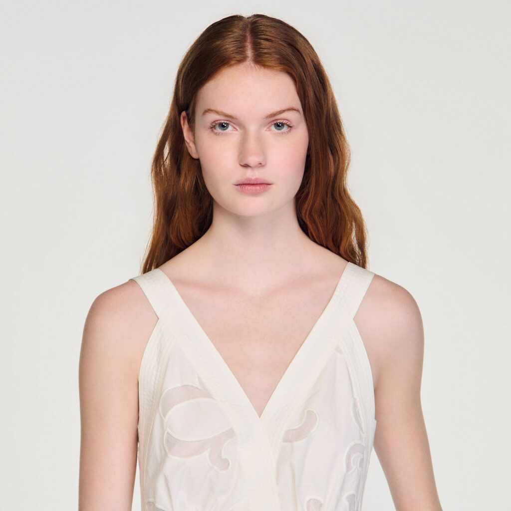 Robe longue en coton ajouré fleur