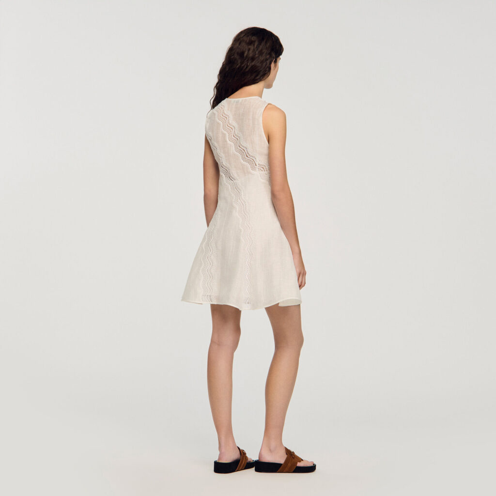 Robe courte en lin à galon