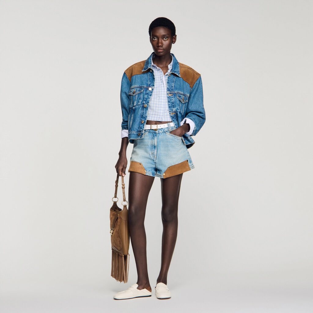 Short en denim et suede à rivets