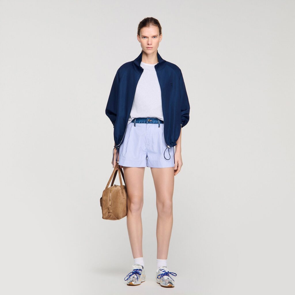 Short rayé à détails denim