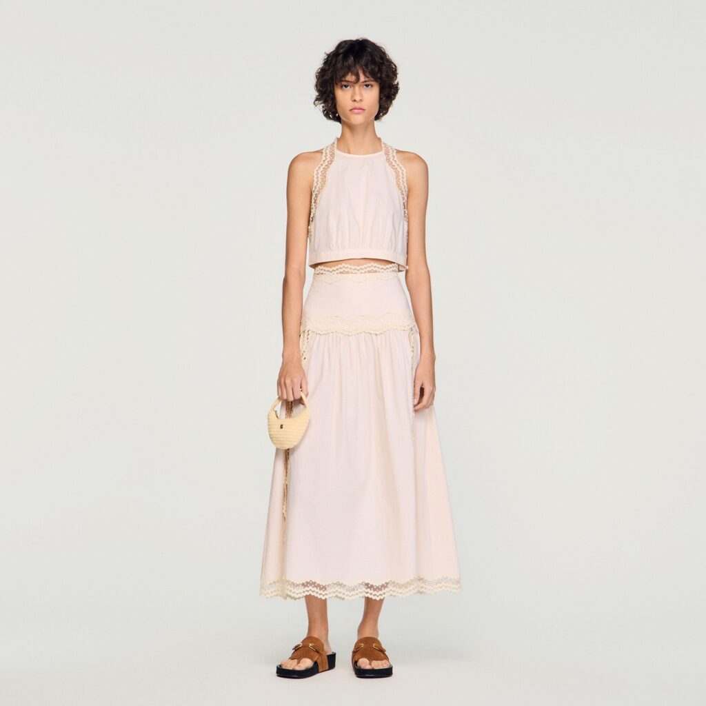 Top court en coton à galon dentelle