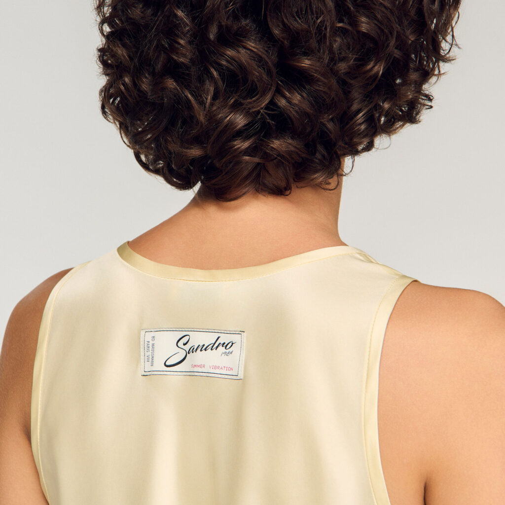 Top satiné à galon de dentelle