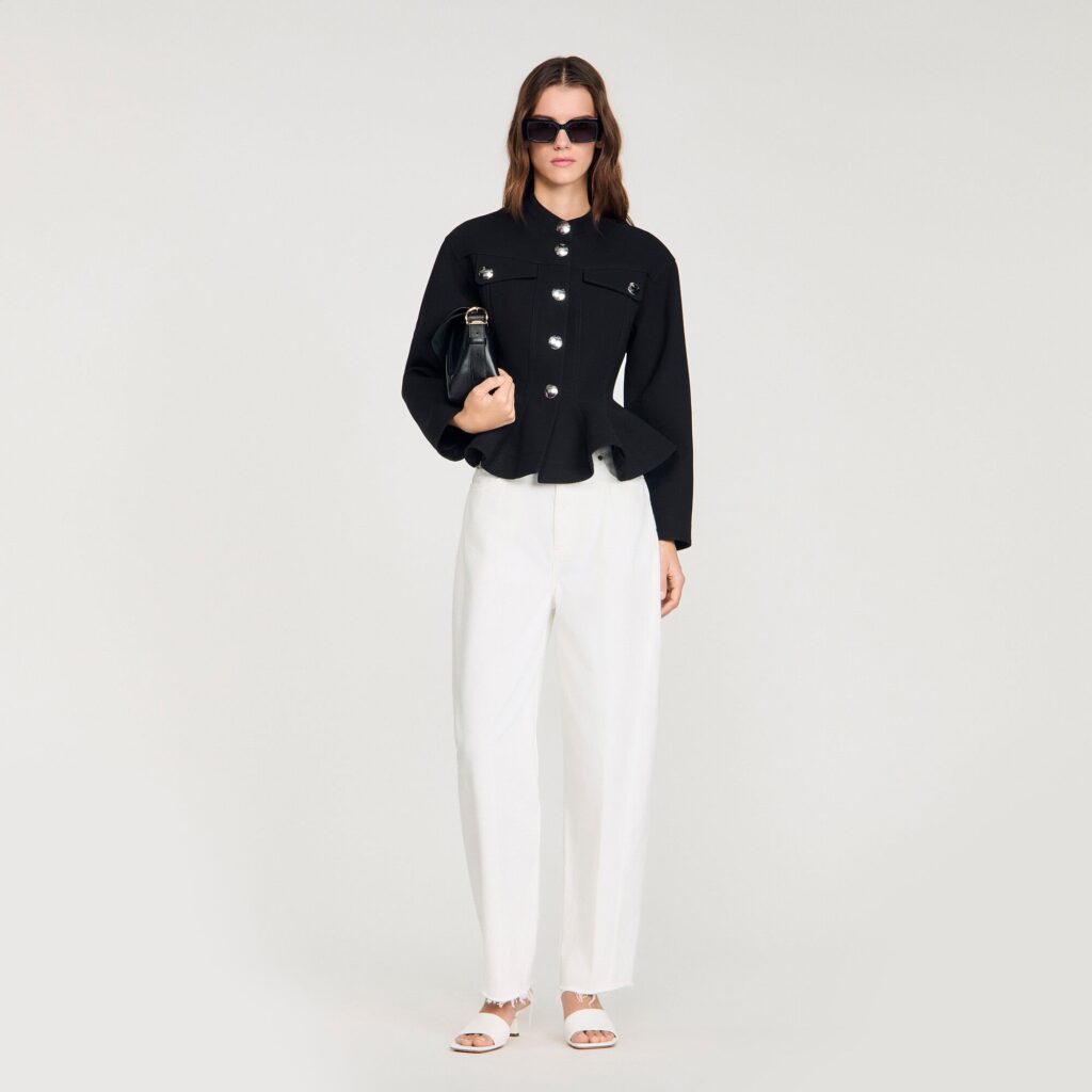 Veste courte à basque volantée