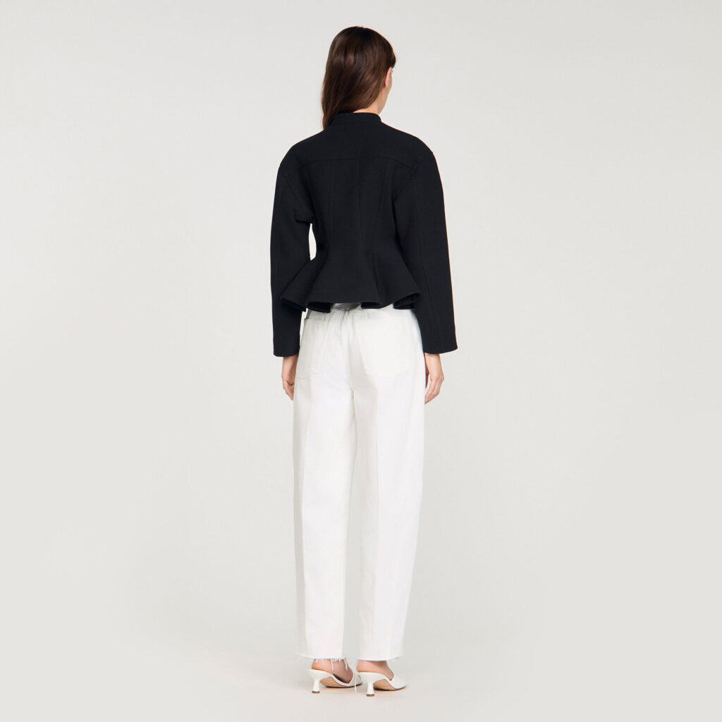Veste courte à basque volantée