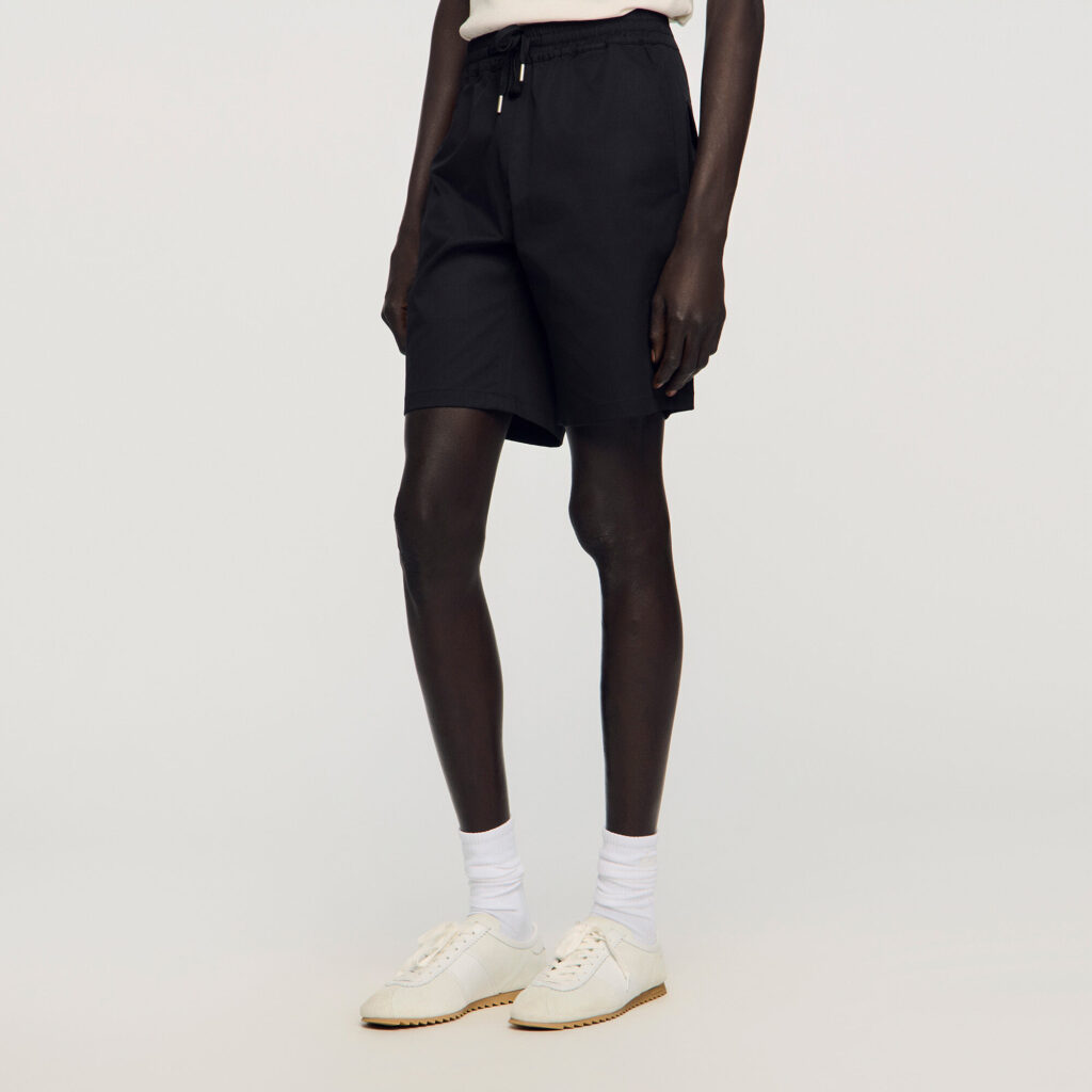 Short en coton à taille élastiquée