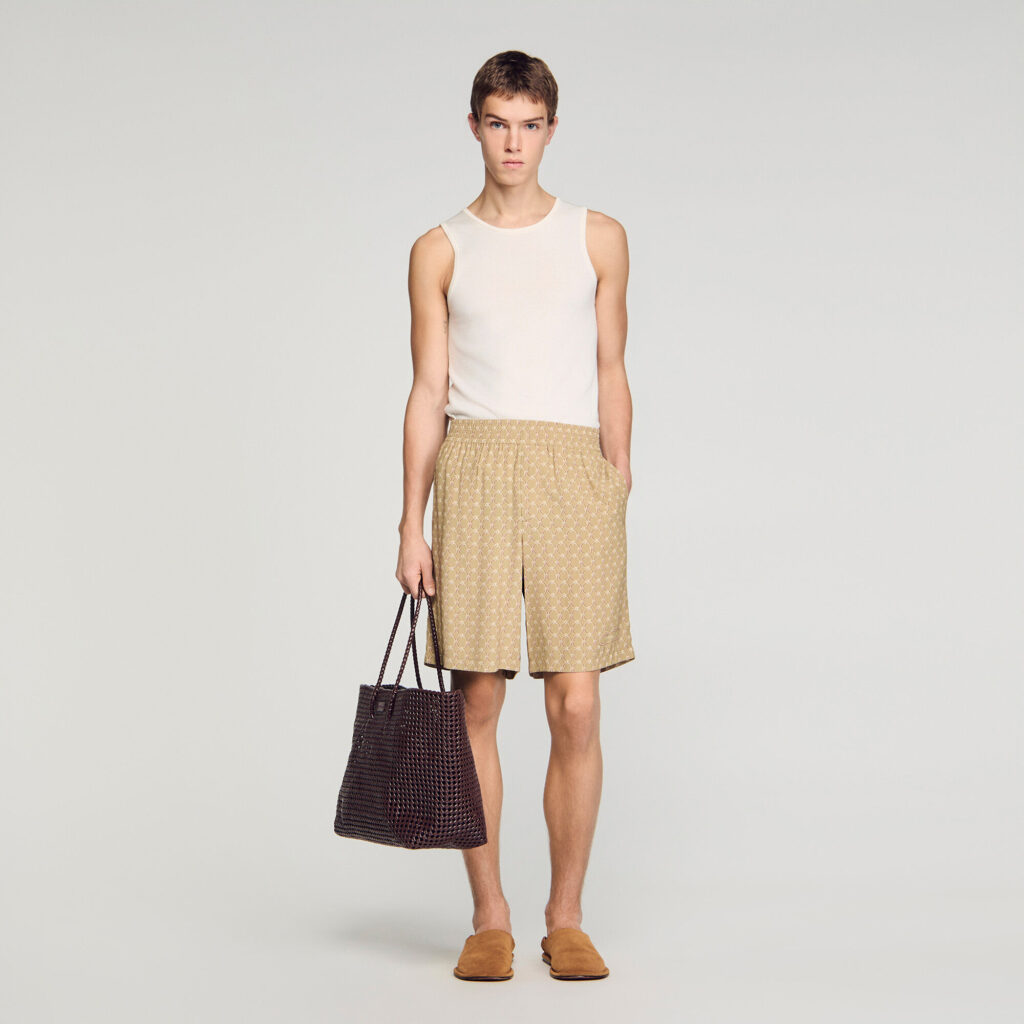 Short fluide à imprimé maillons