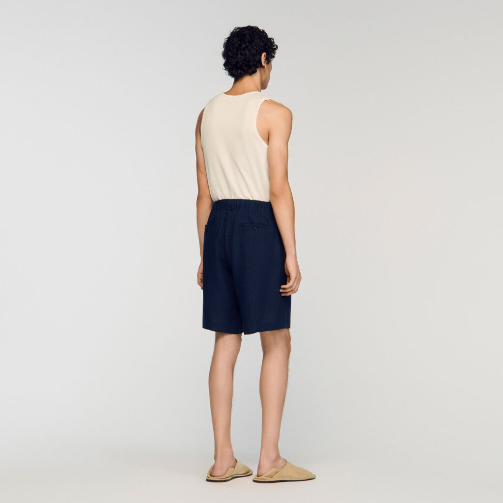 Short en lin à taille élastiquée
