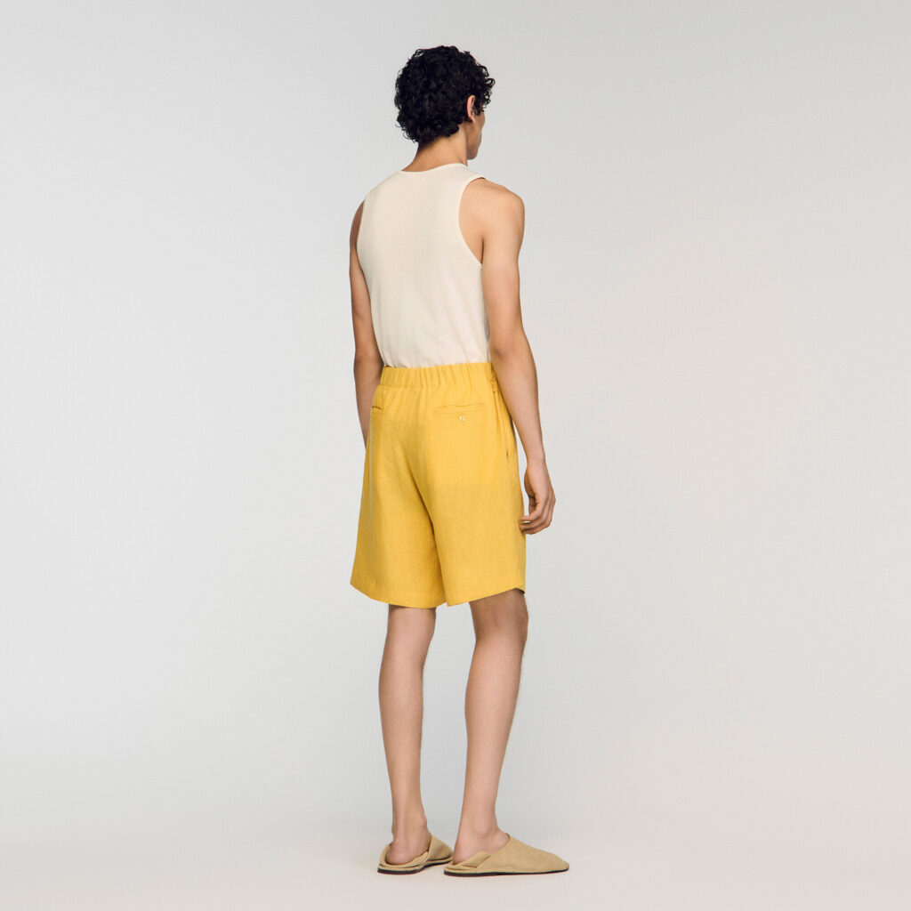 Short en lin à taille élastiquée