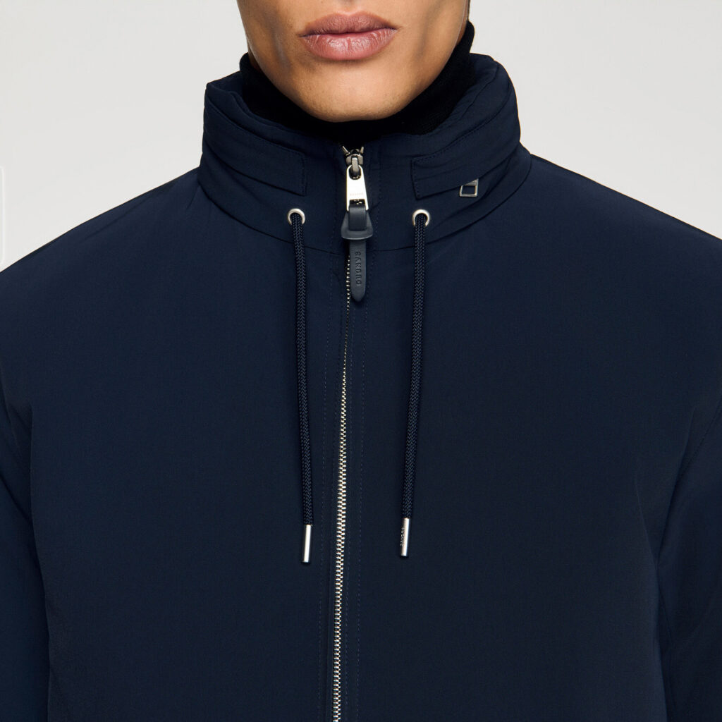 Blouson zippé à capuche