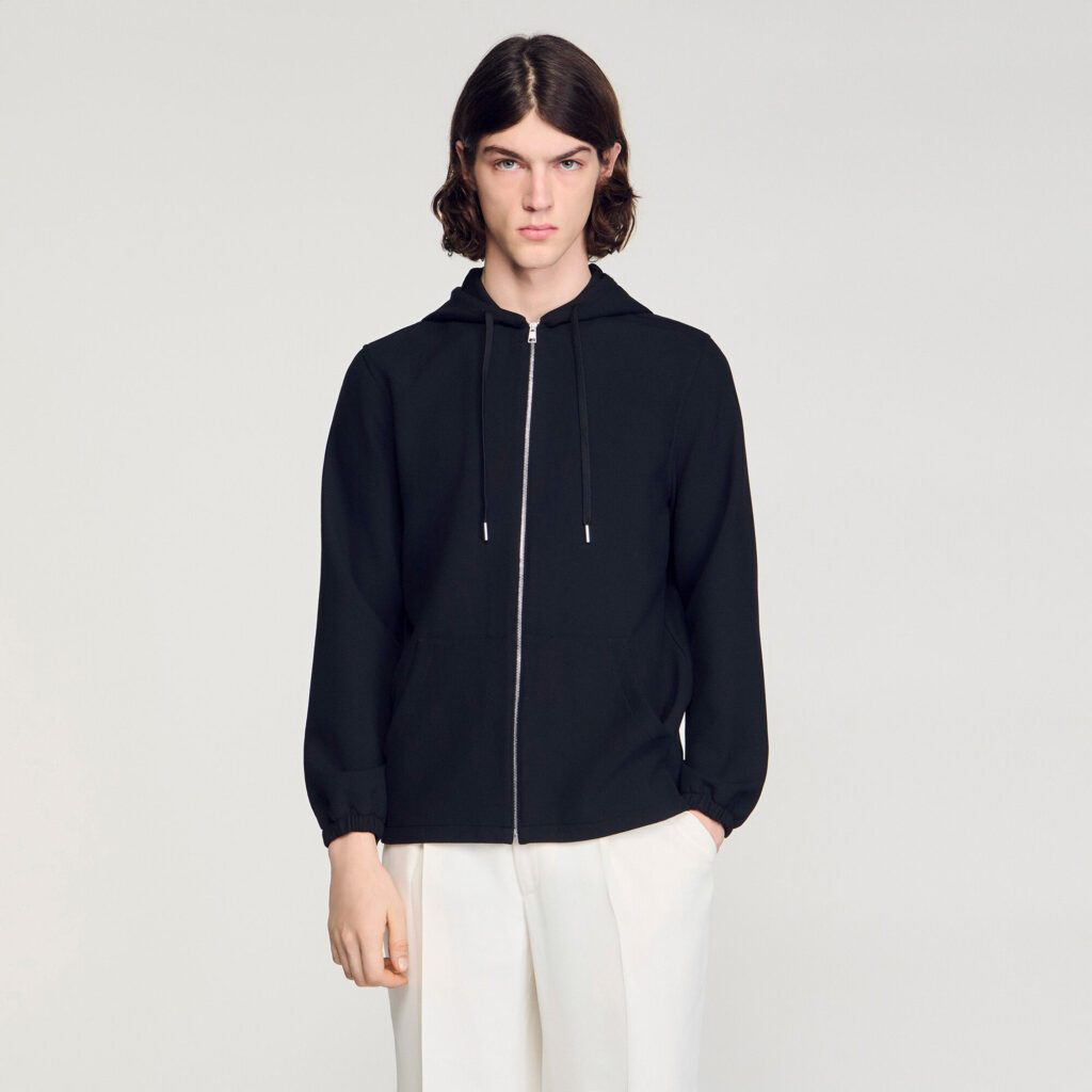 Chemise à capuche