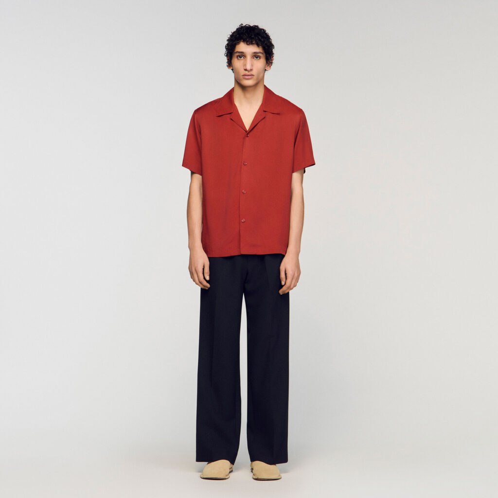 Chemise fluide à col requin