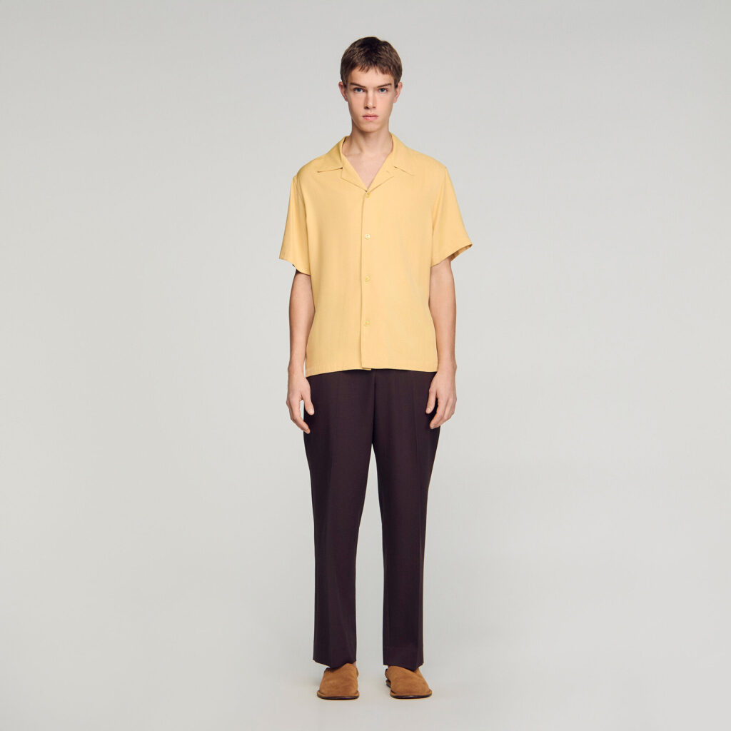 Chemise fluide à col requin