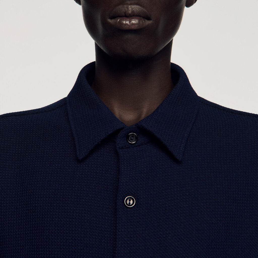 Chemise effet texturé à col requin