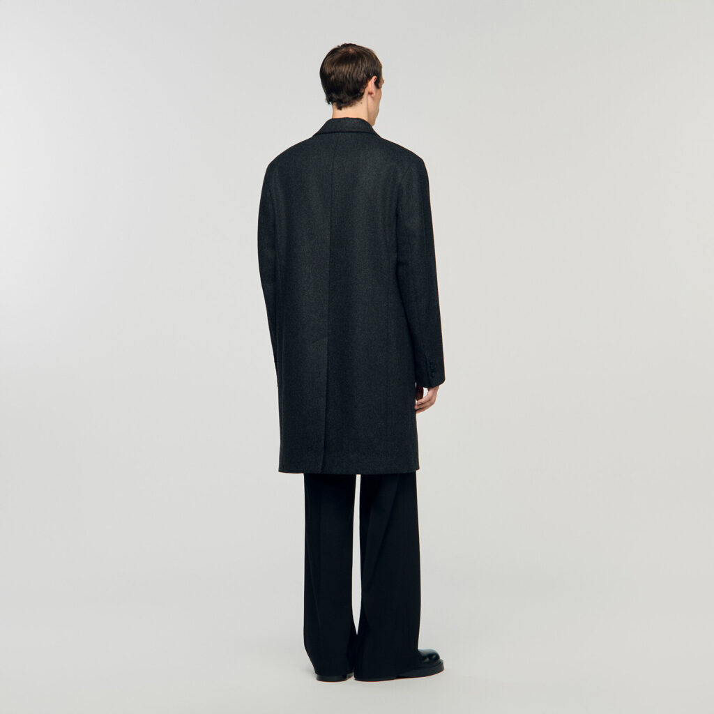 Manteau en drap de laine