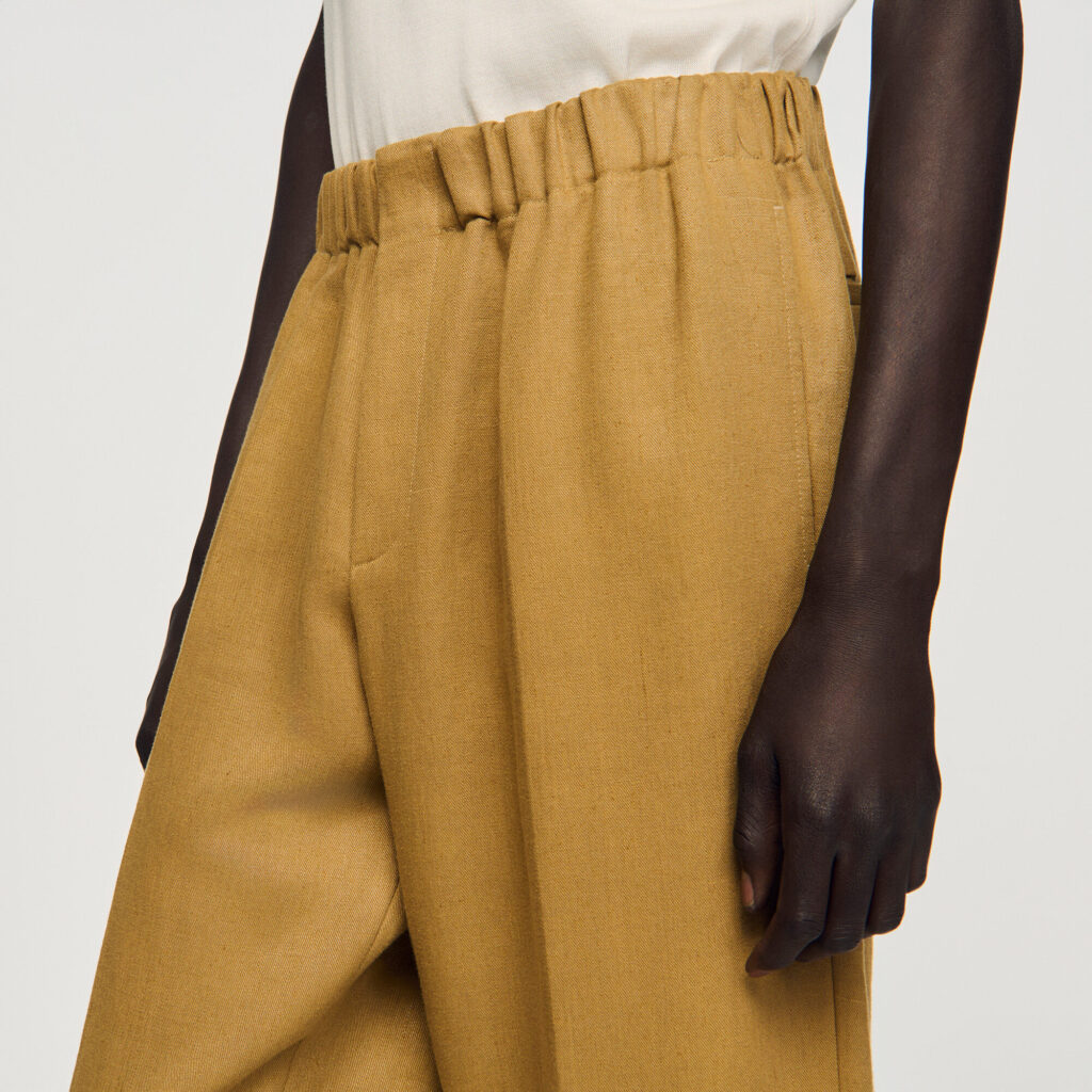 Pantalon large en lin élastiqué