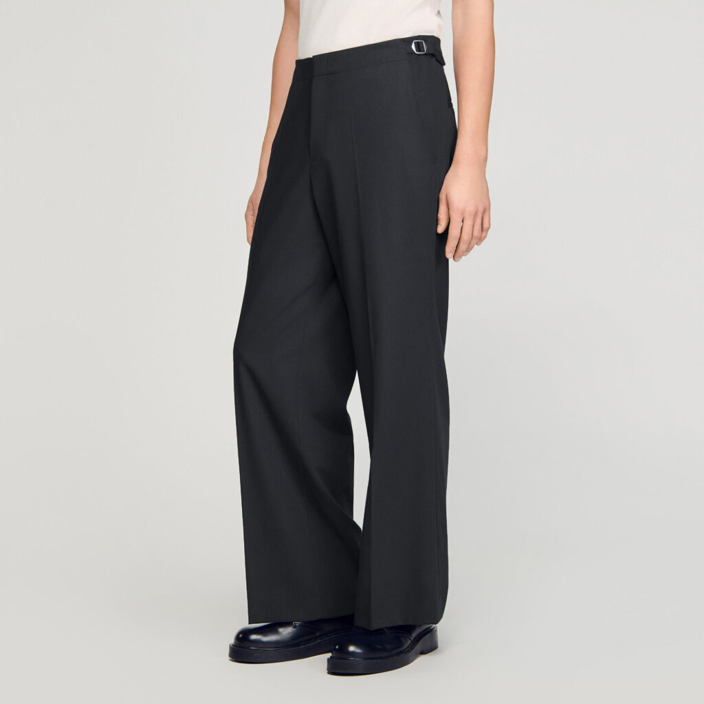 Pantalon large en laine à boucles