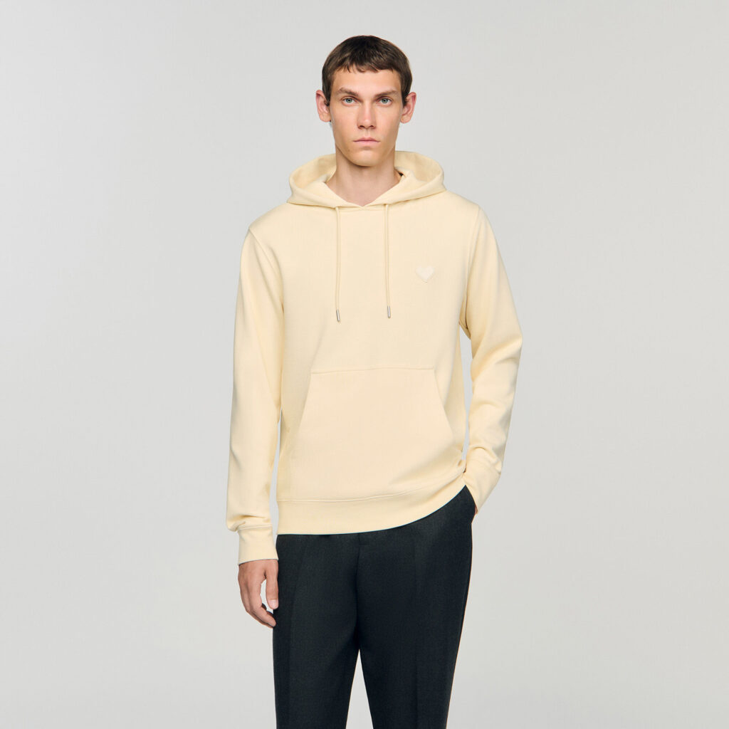 Sweatshirt à patch cœur