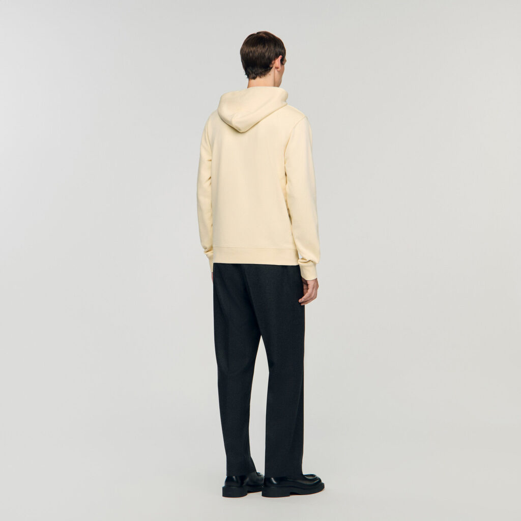 Sweatshirt à patch cœur