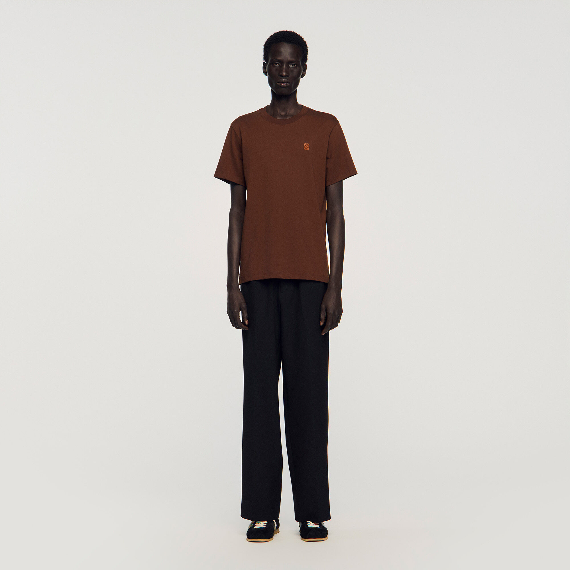 T-shirt à logo en cuir